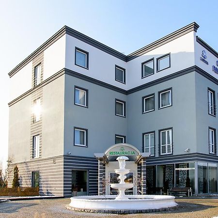 L'Ascada Hotel Śrem Eksteriør billede