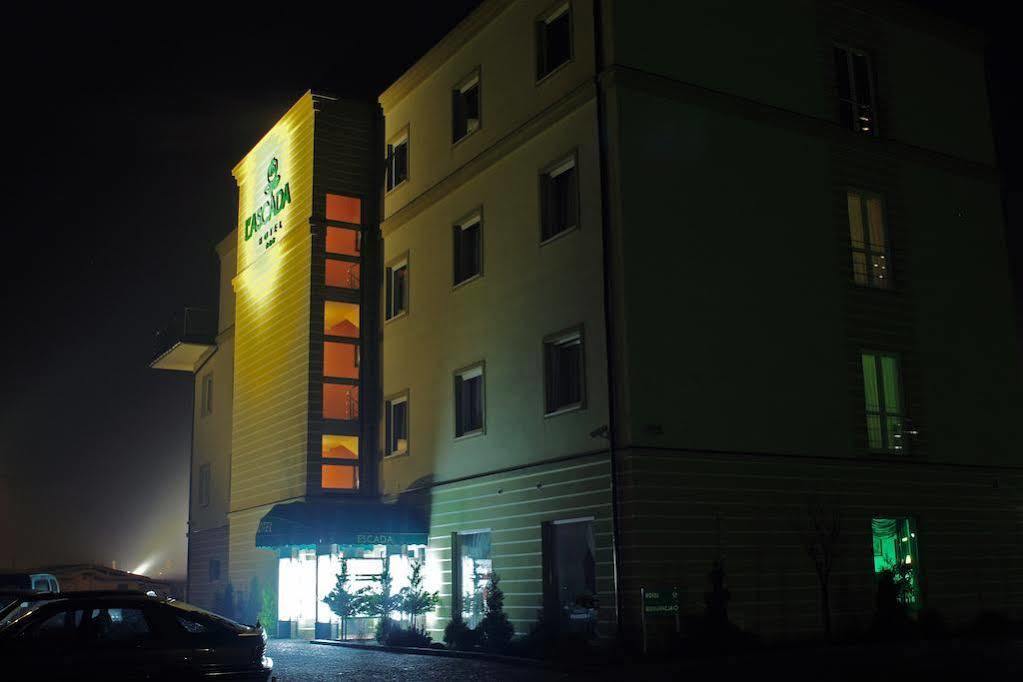 L'Ascada Hotel Śrem Eksteriør billede